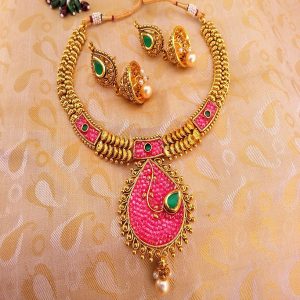 Splendid Multi-Color Antique Necklace Set