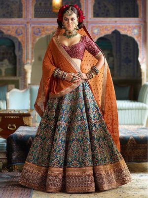 Buy Indian Wedding Banarasi Silk Lehenga Choli Sabyasachi Lehenga Heavy  Lehenga for Women in Zircon Diamond Work Online in India - Etsy
