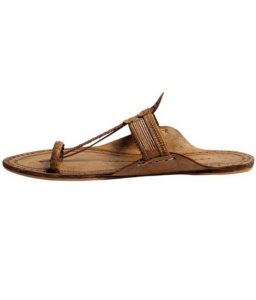 Pointed Typical Kolhapuri Chappal For Ladies