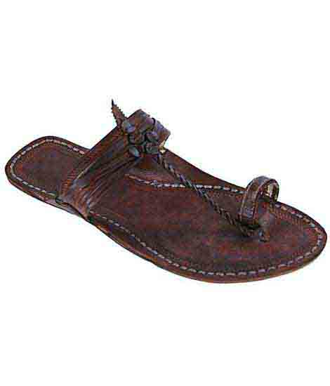 Vintage Kurundwadi Style Brown Kolhapuri Chappal For Women - Zakarto