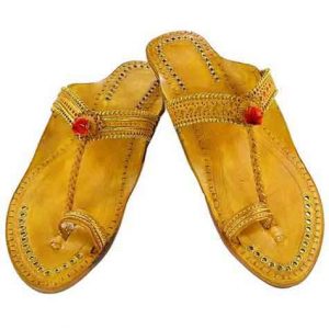 kolhapuri chappals price