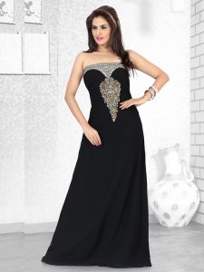 Black Embroidered Faux Georgette Fustan