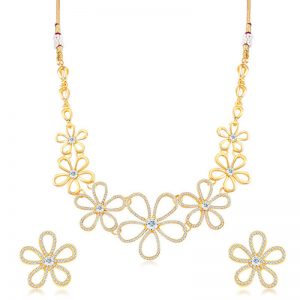 Fashionable Alluring Gold Plated Necklace Set For Women