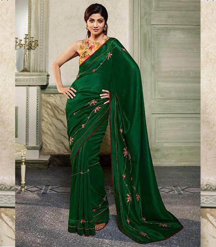 Shilpa Shetty Beige Silk Saree - Zakarto