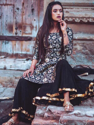 Silk Kurtis - Designer Silk Kurtas & Kurtis Online for Ladies in India
